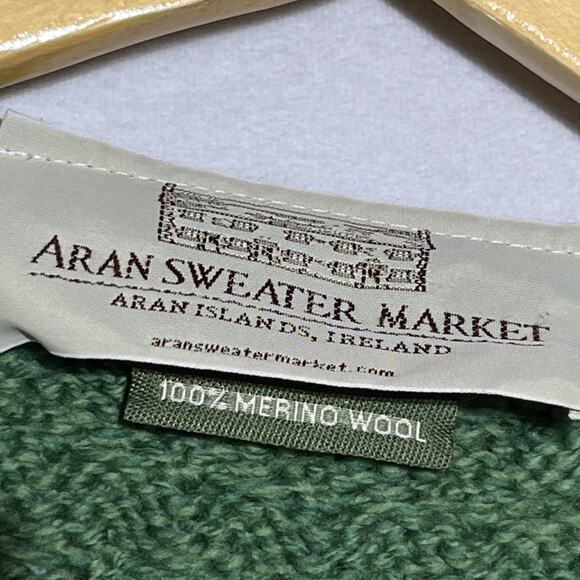Aran Sweater Market Merino Wool Sweater XS Green Cable Knit V Neck Ireland - Picture 14 of 16